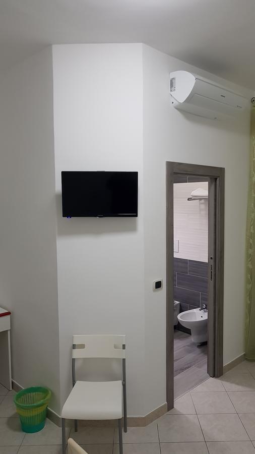 Holiday B&B Vico Del Gargano Zewnętrze zdjęcie