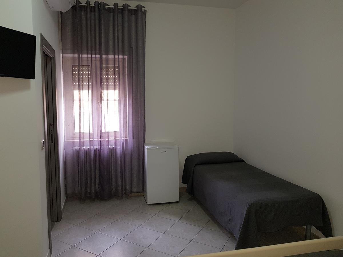 Holiday B&B Vico Del Gargano Zewnętrze zdjęcie