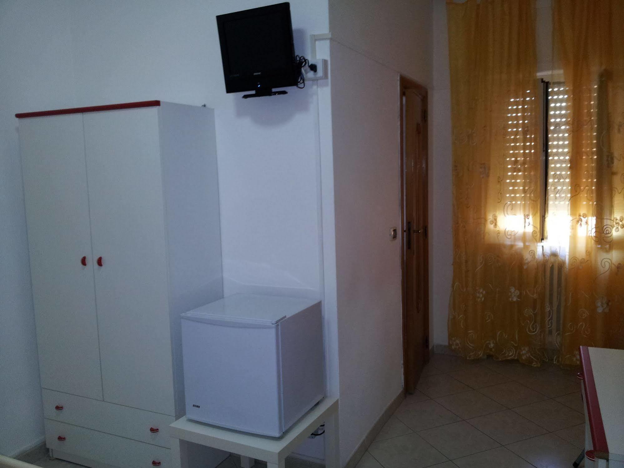 Holiday B&B Vico Del Gargano Zewnętrze zdjęcie