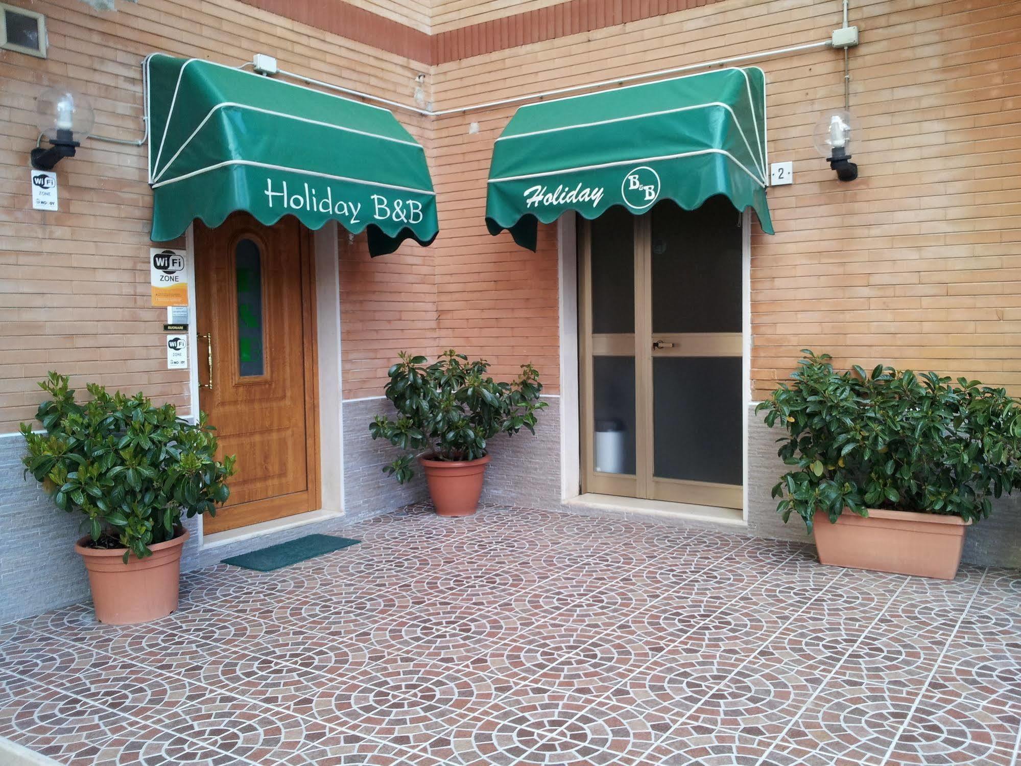 Holiday B&B Vico Del Gargano Zewnętrze zdjęcie