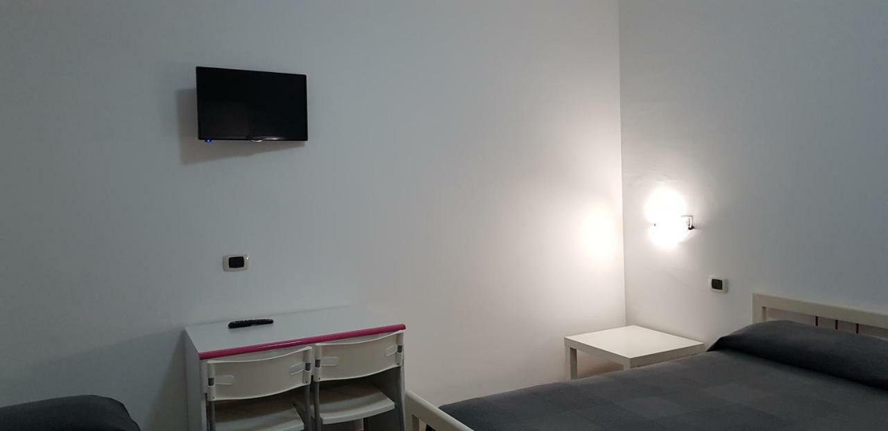 Holiday B&B Vico Del Gargano Zewnętrze zdjęcie