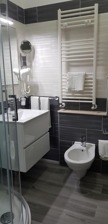 Holiday B&B Vico Del Gargano Zewnętrze zdjęcie